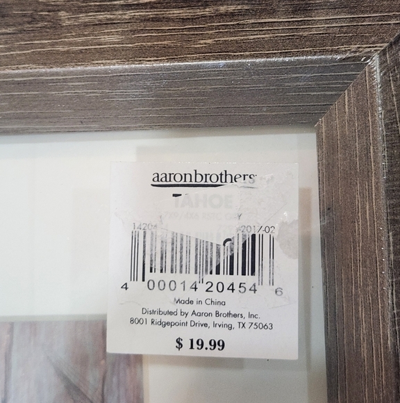 Aaron Brothers 7x9 Rustic Brown Photo Frame - Picture 2 of 4